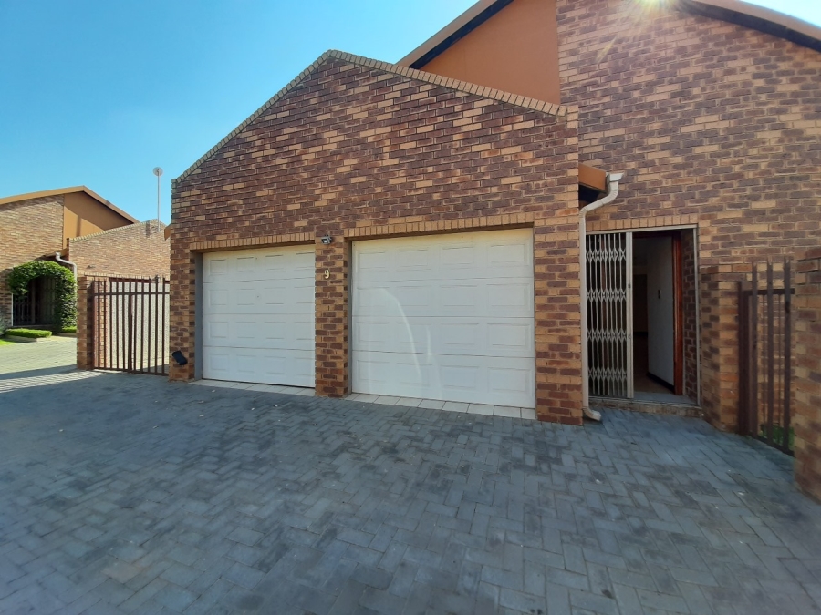 3 Bedroom Property for Sale in Vaalpark Free State